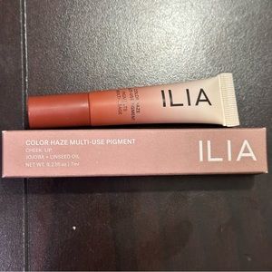 ILIA COLOR HAZE MULTI USE PIGMENT IN SHADE “STUTTER”
